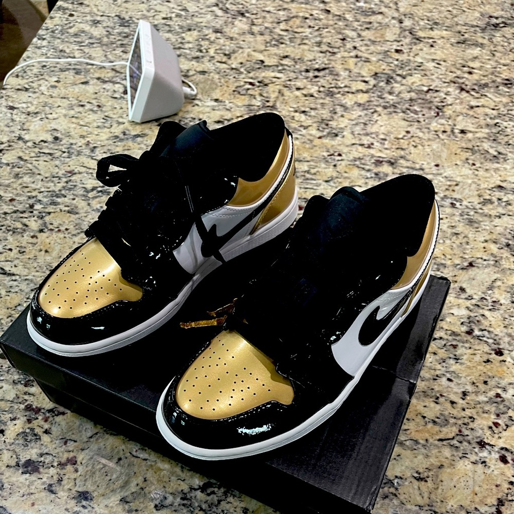 🌟🌟🌟MENS JORDAN 1 LOW OG🌟🌟🌟